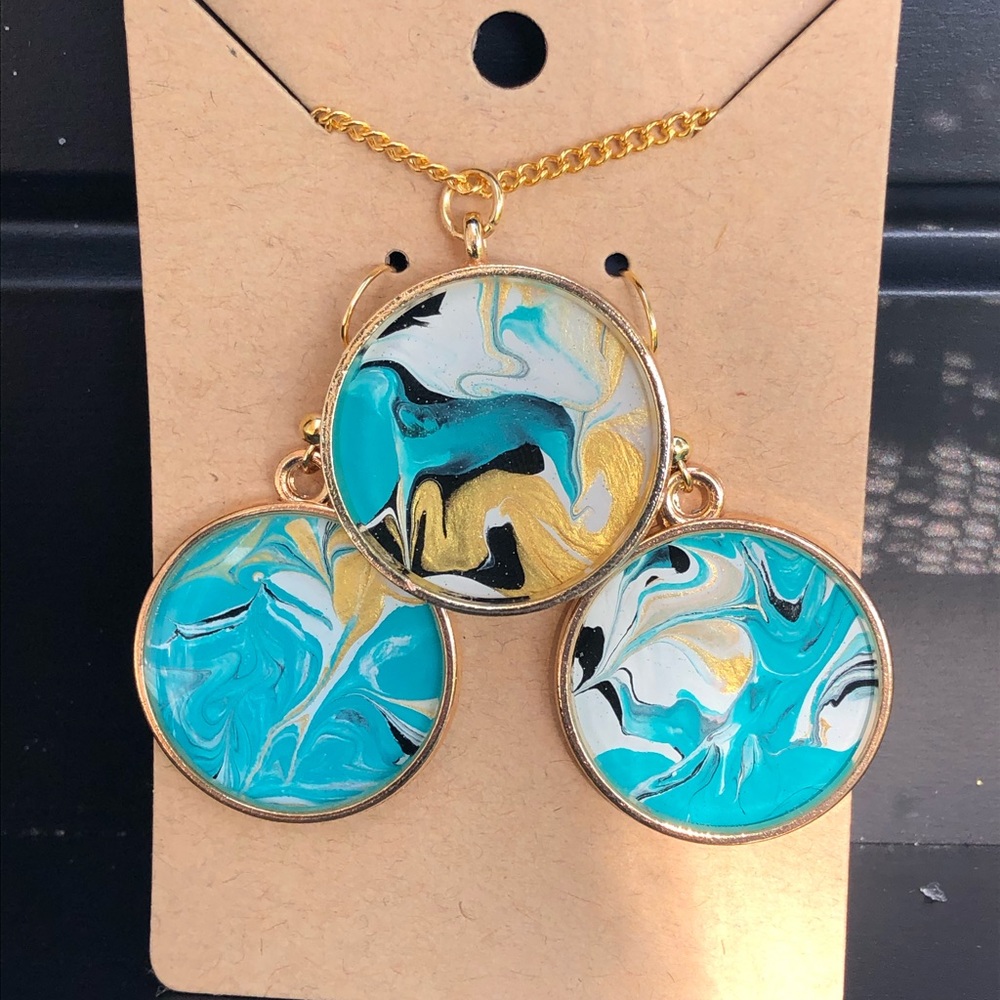 Handmade acrylic painted earrings and necklaces - Picture 6 of 8